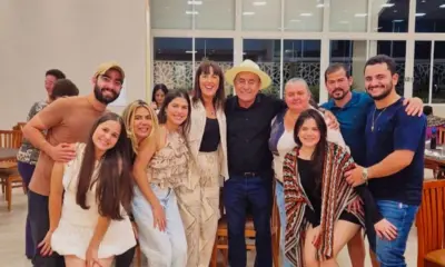 Bocalom celebra 72 anos com familiares e amigos: “nunca é tarde para um novo começo”