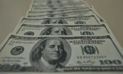 Dólar sobe para R$ 5,68 com dados fortes da economia dos EUA