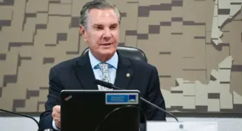 Moraes autoriza Collor a cumprir pena de 8 anos e 10 meses em casa