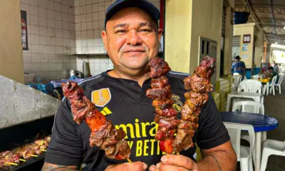 Vendedores tentam fazer dinheiro extra no dia do trabalhador no Centro