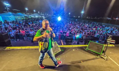 Com “Dançar na Chuva”, pastor Celso Costa leva milhares ao delírio na Marcha Para Jesus