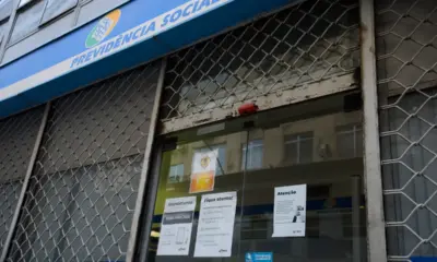 INSS: Brecha no sistema teria permitido uso ilegal de assinaturas