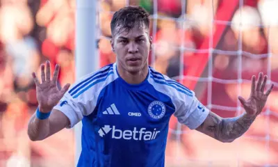 Cruzeiro dá show, goleia o Sport e se consolida no G-4 do Brasileirão