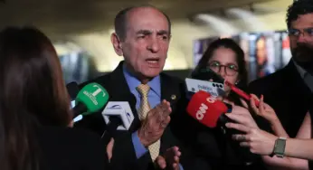 CCJ do Senado aprova fim da reeleição para cargos do Executivo
