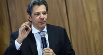 Aumento do IOF foi debatido na mesa de Lula, diz Haddad