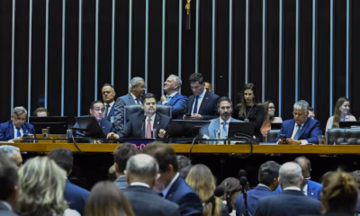 Senado pauta aumento de deputados às vésperas de fim do prazo