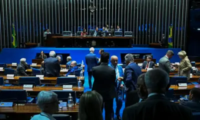 Senado aprova projeto que torna homicídio em escola crime hediondo