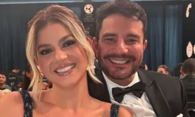 Após dois anos solteiro, Gladson celebra dia romântico ao lado de nova namorada