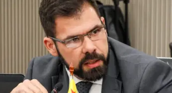 Pedro Pascoal afasta servidora acusada de ter queimado recém-nascida em banho; bebê será transferida para Brasília