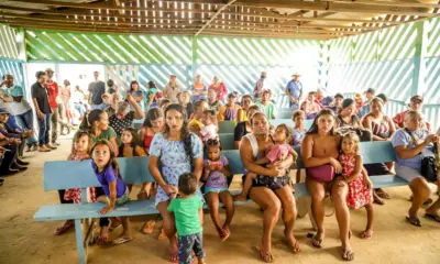 Famílias afetadas por desastres naturais recebem cestas básicas da Prefeitura de Rio Branco