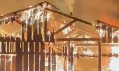 Mulher que incendiou a própria casa impediu que vizinhos apagassem as chamas