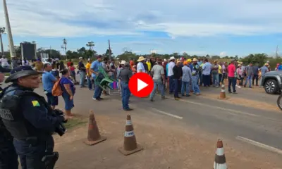 Protesto contra operação do ICMBio fecha estrada com bloqueios a cada 20 minutos