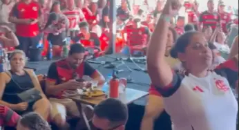 Torcida vibra com gol do Flamengo sobre o Bayern