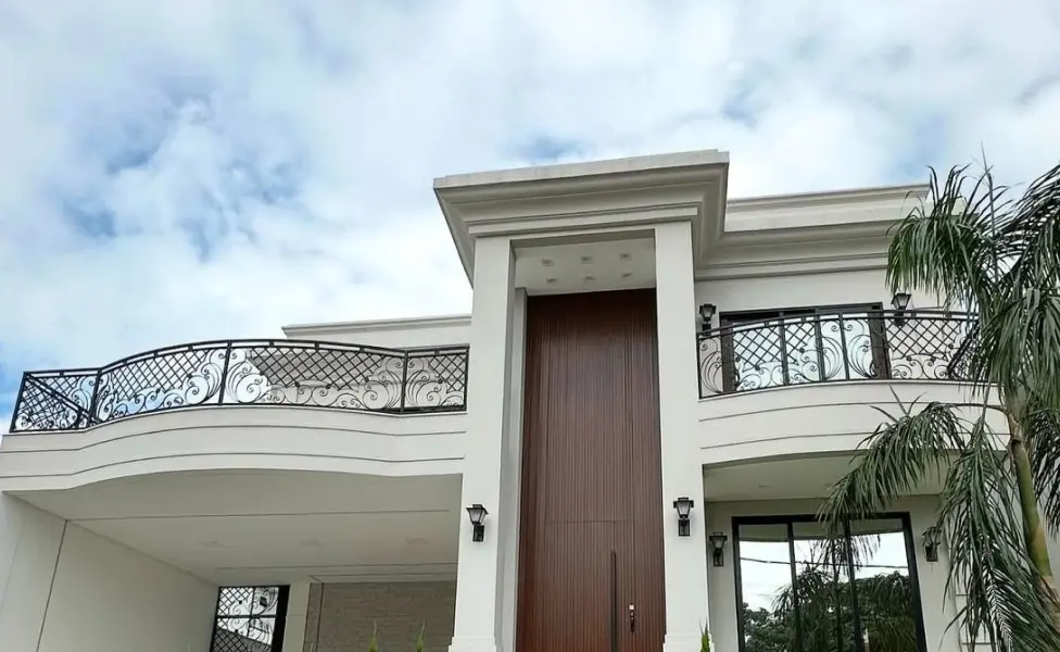 Big Door, as portas gigantes que exalam luxo e poder chegam a valer R$ 50 mil no Acre