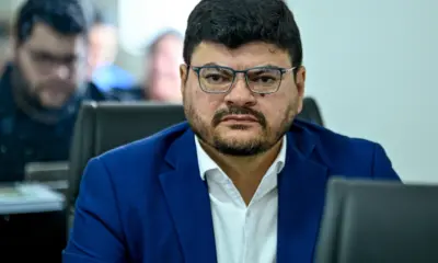 Bocalom oficializa saída de Jonathan Santiago da secretaria de articulação