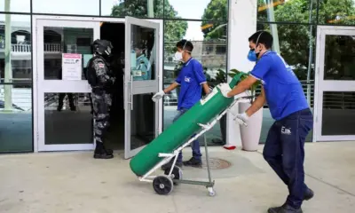 Juíza determina que governos acolham familiares de vítimas da crise de oxigênio em Manaus
