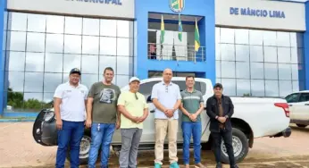 Com articulação da prefeitura de Mâncio Lima, governo cede carro para Colônia de Pescadores