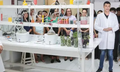 Ufac inaugura laboratório voltado à biodiversidade e bioeconomia