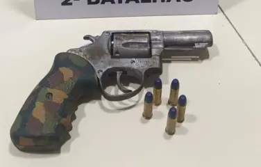 Assaltante é rendido por funcionários em comércio de Rio Branco