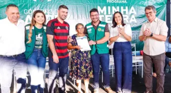 Governo do Acre entrega 656 títulos definitivos em Cruzeiro do Sul