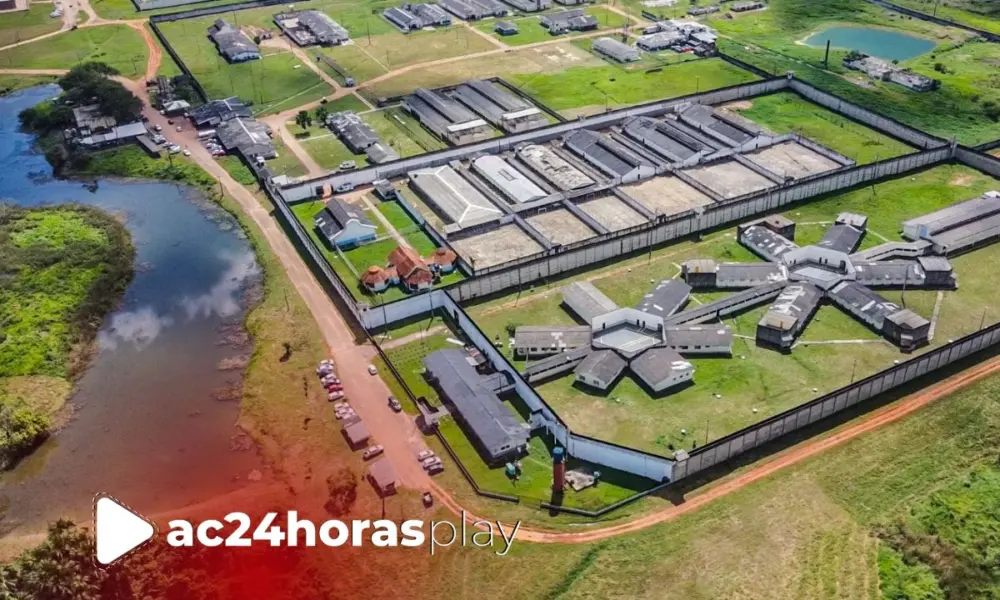 Detentos fogem do presídio de segurança máxima Francisco de Oliveira Conde