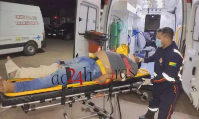 Motociclista sofre fratura na perna ao ser atingido por carro