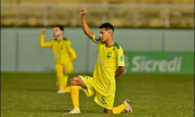 Galvez manifesta contra racismo em jogo do Acreano Sub-20