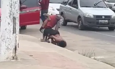 Moradores em situação de rua brigam no Centro de Cruzeiro do Sul