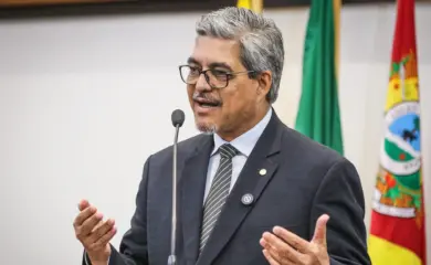 Edvaldo denuncia que decisão de SP afeta áreas de livre comércio do Acre