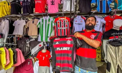Estreia do Flamengo no Mundial de Clubes aquece vendas de camisas no Calçadão