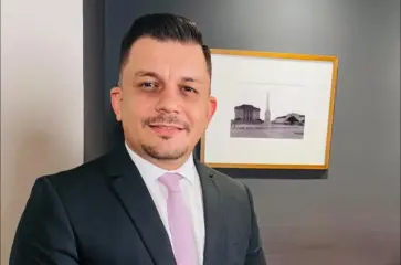 Advogado preso por porte de arma é solto após audiência de custódia em Rio Branco
