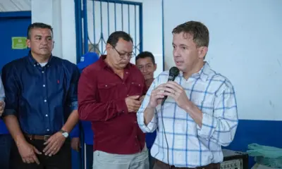 Velloso entrega 700 óculos de proteção a garis e margaridas em Rio Branco