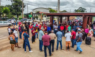 Produtores encerram protesto e levarão demandas à Aleac e ao Ibama