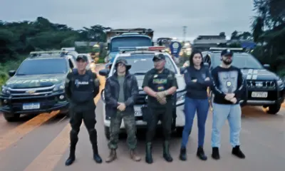 Caminhão roubado em Acrelândia é recuperado na Bolívia pelo Gefron