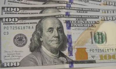 Dólar cai para R$ 5,49 com derrubada de alta do IOF e inflação menor