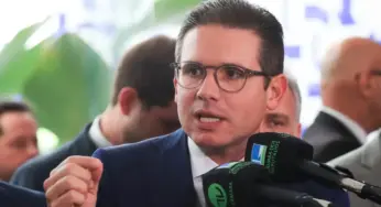Motta diz que vai levar ao plenário perda do mandato de Carla Zambelli