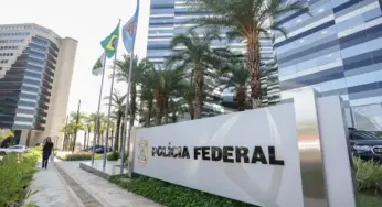 Bolsonaro diz que deu R$ 2 milhões para custear filho que está nos EUA