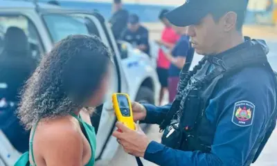 Fiscalização de trânsito em Tarauacá aplica mais de 20 multas e prende 2 por embriaguez