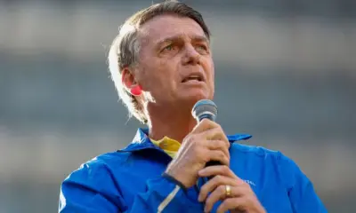 Bolsonaro elogia ‘firmeza’ e ‘coragem’ de Trump após tarifaço e pede que Poderes ‘ajam com urgência’