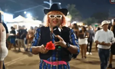 Público chega cedo e lota arena para show de Matheus & Kauan