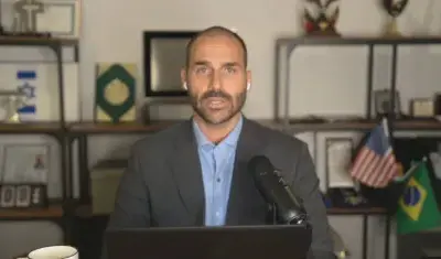 Brasil será mergulhado no caos se não ceder a Trump, diz Eduardo Bolsonaro