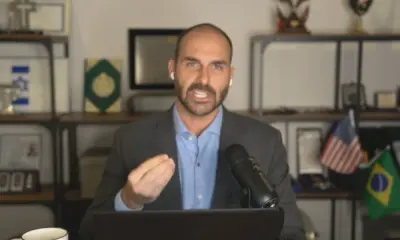 Eduardo Bolsonaro diz que não renunciará ao mandato de deputado