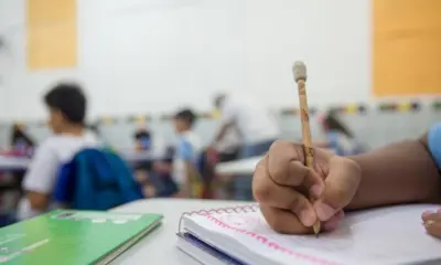 Acre lidera ranking da educação nos anos iniciais na região Norte, aponta Saeb 2023