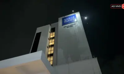 Zezé e Luciano devem sair de hotel por volta de 21 horas rumo à ExpoAcre