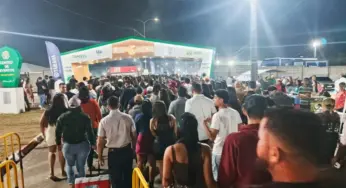 Show de Gusttavo Lima causa engarrafamento e filas na ExpoAcre Juruá
