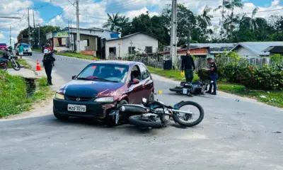 Policiais são atingidos por carro durante patrulha em Cruzeiro do Sul