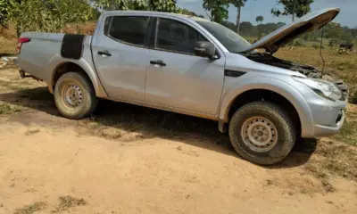 Polícia recupera caminhonete furtada após perseguição na BR-364