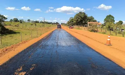 Deracre inicia preparação para asfaltar primeiro trecho da rodovia entre Bujari e Porto Acre