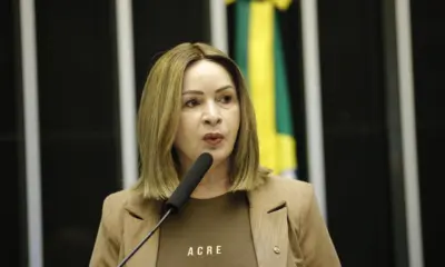 Socorro Neri é a única parlamentar do Acre a votar contra o PL da Devastação