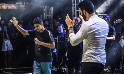 Gusttavo Lima canta com acreano de 14 anos e promete álbum de presente
